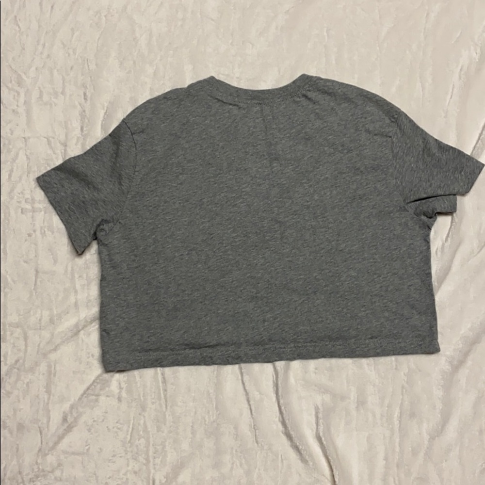 Nike Crop L - Picture 2 of 2